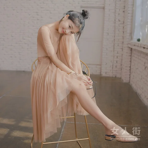 春季美美的踏青，怎么少得变优雅的裙子