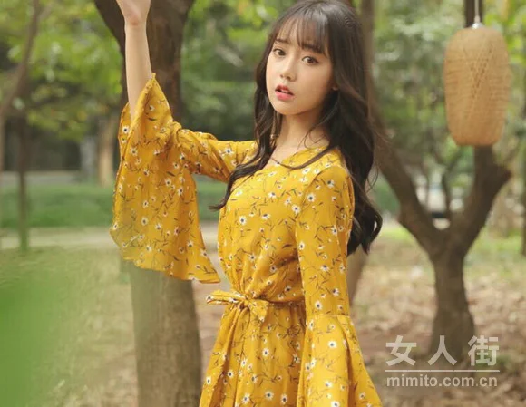 连衣裙的情愫,专属秋日的小浪漫