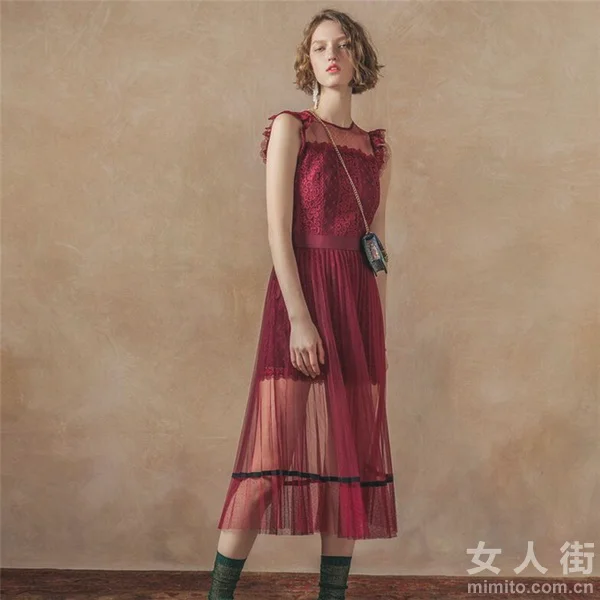 日常OR正装?轻奢连衣裙HOLD住全场