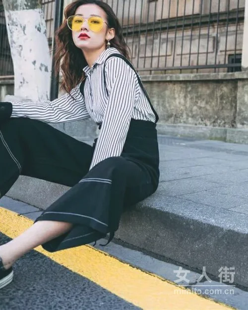 俏皮不过背带裤，本季最in少女范搭配
