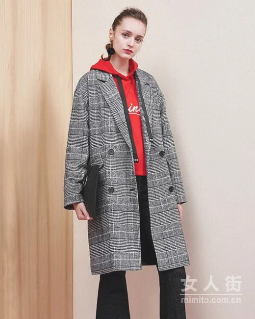 今冬再掀格纹潮，经典英伦风搭配