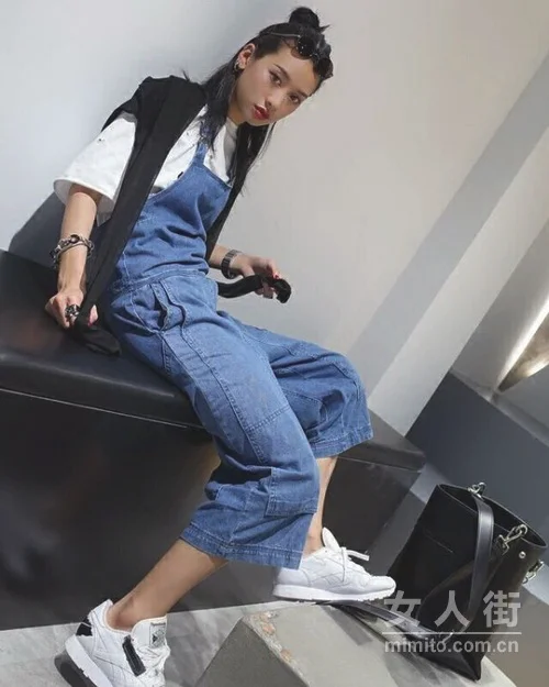 俏皮不过背带裤，本季最in少女范搭配