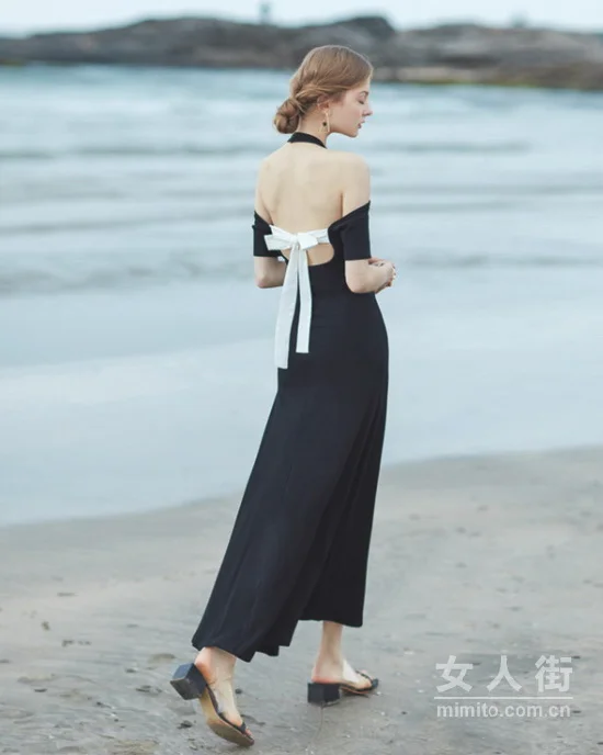 性感露背装，上演完美后背杀