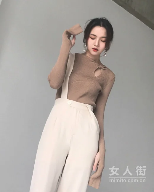 早秋针织衫搭配示范：知性的成熟范儿