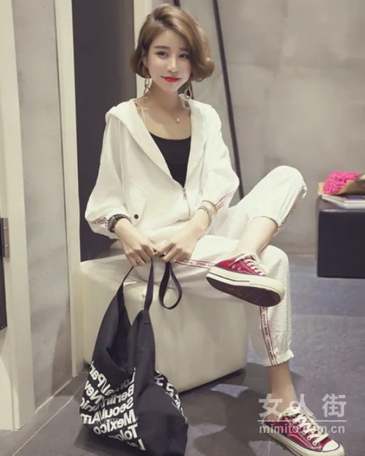 都市职业少女搭配，套装让你不纠结