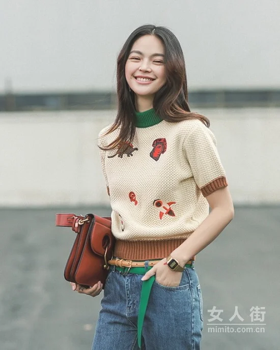 不骄不躁的针织衫，秀出你的文艺范