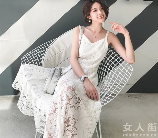 夏日穿搭攻略：连衣裙打造十足女人味