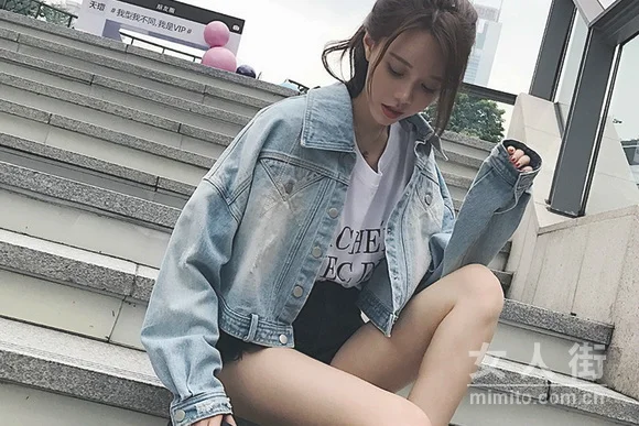 扮美还是耍帅，牛仔外套搭配示范