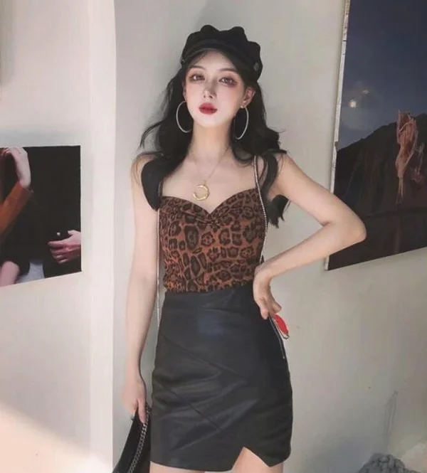 豹纹元素搭配示范，对女孩的致命诱惑