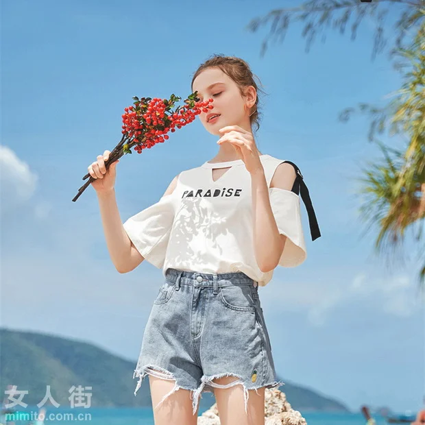 高颜值下装出街，夏季收获大长腿