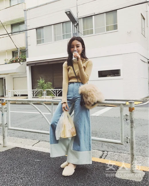 冬季单调怎么办？打底衫更有设计感