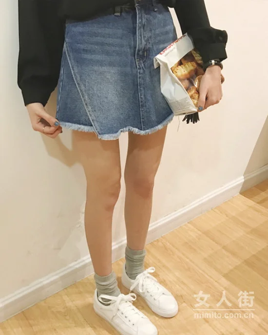 花式秀美腿的夏季，怎能少了牛仔短裤？