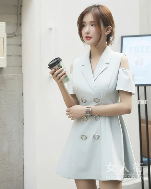 西装遇上柔美，干练小女人魅力搭配