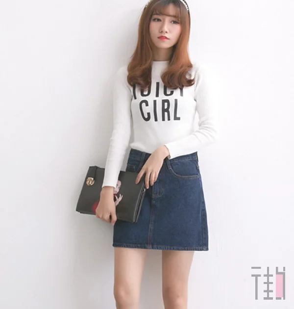 今夏最流行，“牛仔半身裙穿搭”示范