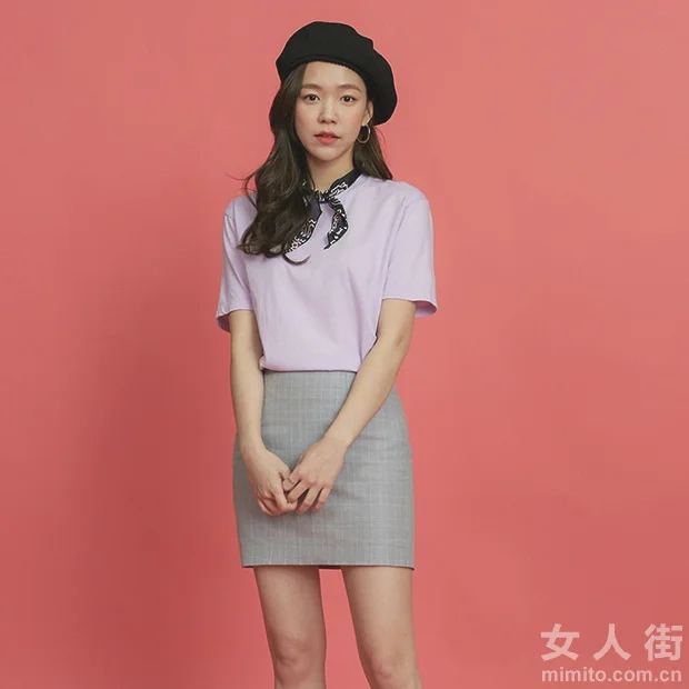 夏季甜蜜约会，T恤+格子裙狂撩汉