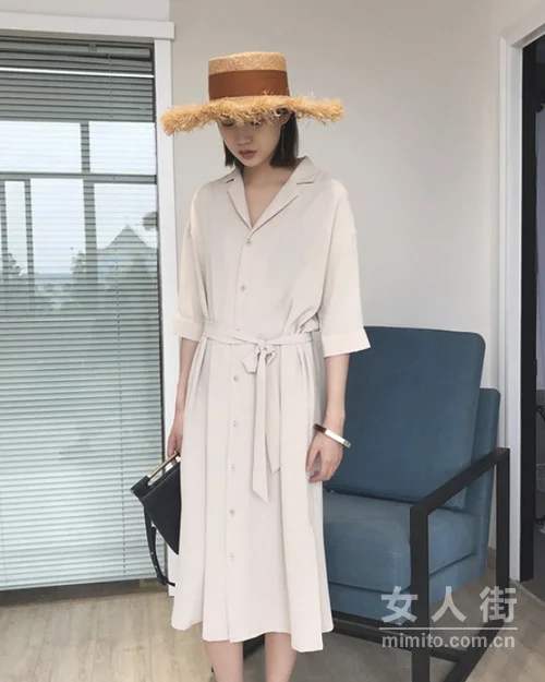 西装遇上柔美，干练小女人魅力搭配