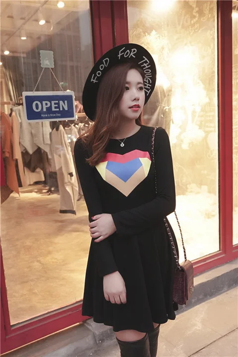 早春淑女流行，衣柜必备的连衣裙