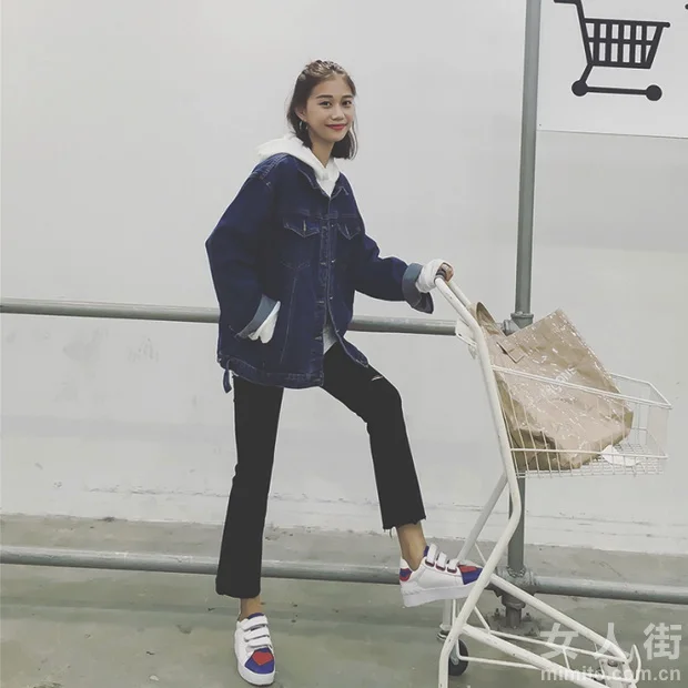 牛仔外套又红了，冬天这么穿太chic！