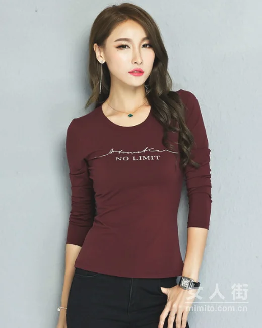 万能的打底衫，入秋怎么搭都好看