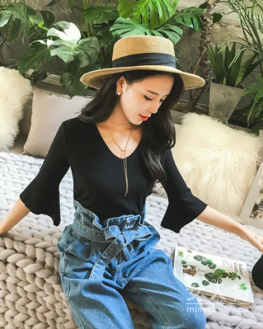 万能的打底衫，入秋怎么搭都好看