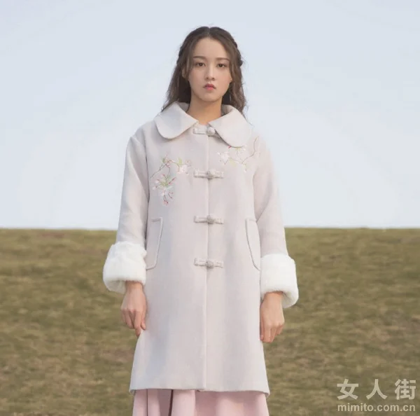 文艺复古的大衣，才是女神最爱的范儿
