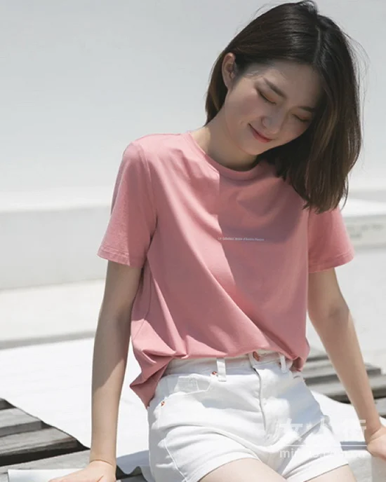 问君能有几多Tee？还是Slogan T最潮流！