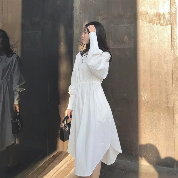 夏日裙装穿搭示范，让你绽放迷人光芒