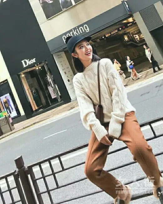 腿粗屁股大照样穿裤子，美进心坎里