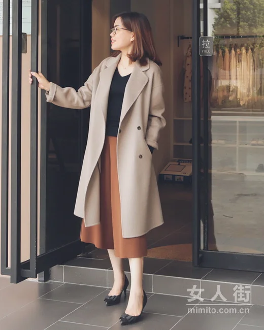 秋冬季节，保暖时尚的呢子大衣来袭