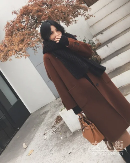 秋冬季节，保暖时尚的呢子大衣来袭