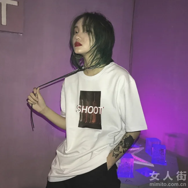 个性十足的短搭配，夏日出街给你更多可能