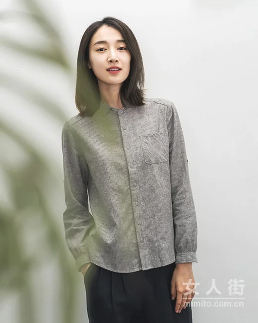 玩转初秋穿搭，时尚界万能的灰色