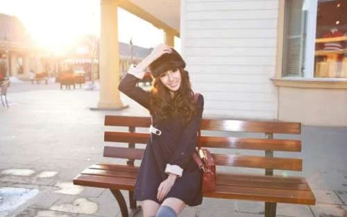 矮个女生穿衣搭配技巧_矮个子女人穿衣搭配