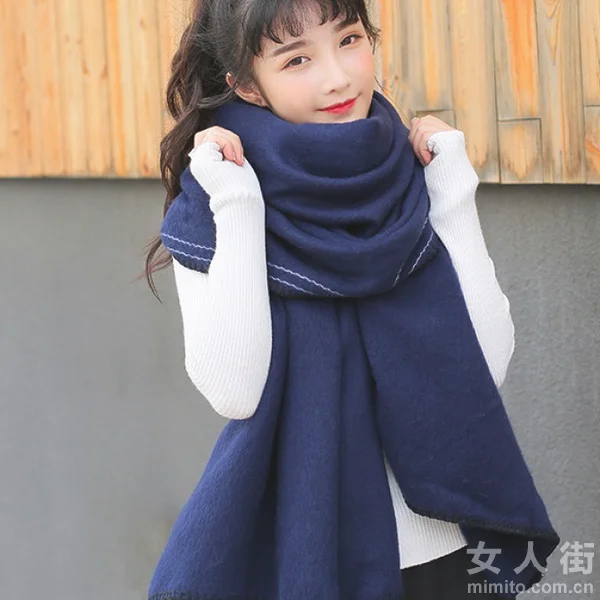 抵抗风雪又能美，围巾出马立变小妖精