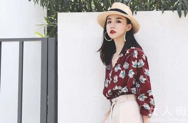 衬衫搭短裤，五月性感小妖精上线