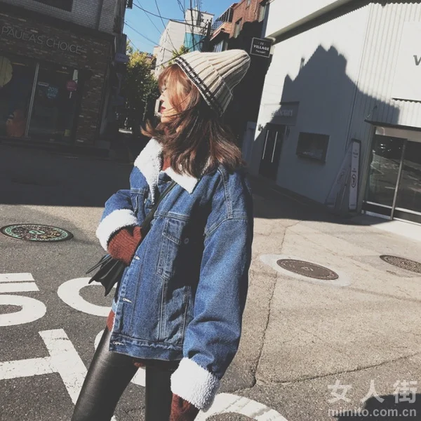 牛仔外套又红了，冬天这么穿太chic