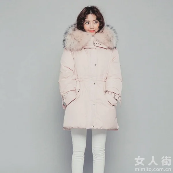 穿羽绒服也要会搭配，时髦款式最重要