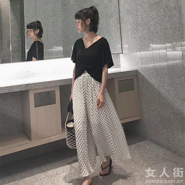 宽松舒适的阔腿裤，告别闷热与束缚