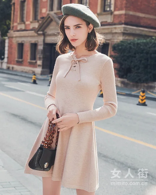 秋冬穿连衣裙，女生仙气十足过冬天
