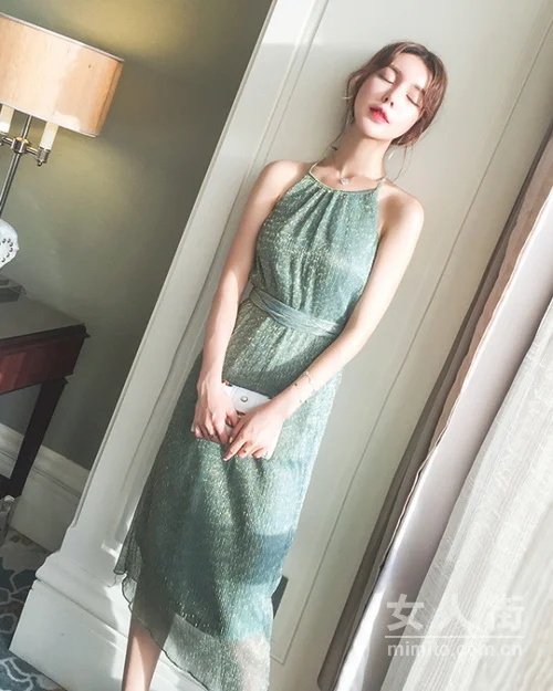 拒绝保守女人，穿连衣裙一定要撩人！