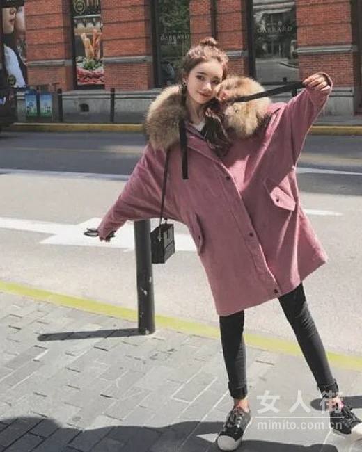 超大毛领时尚搭配,应对冷空气降温天