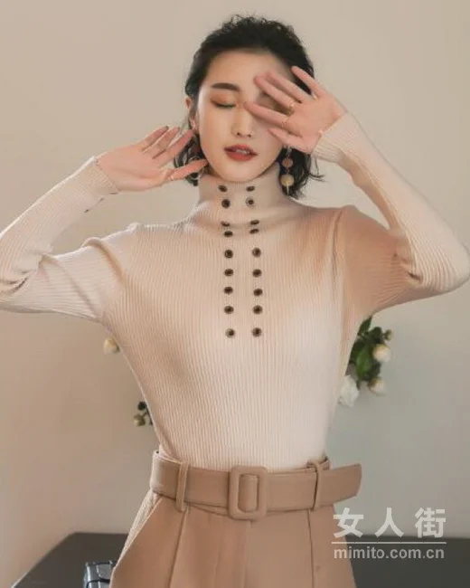 冬季时尚打底衫，搭配好美感直线UP