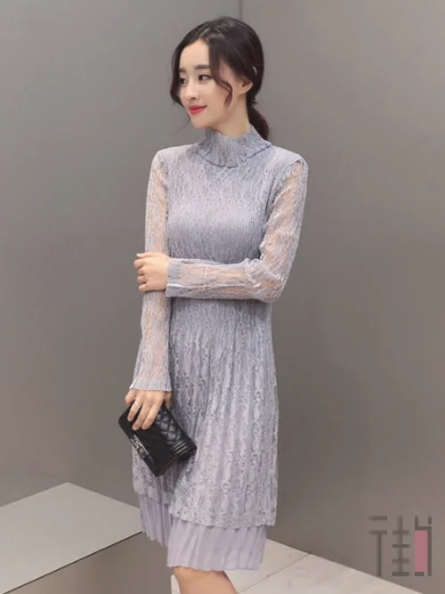 女人约会穿搭配示范，蕾丝裙让甜蜜升级