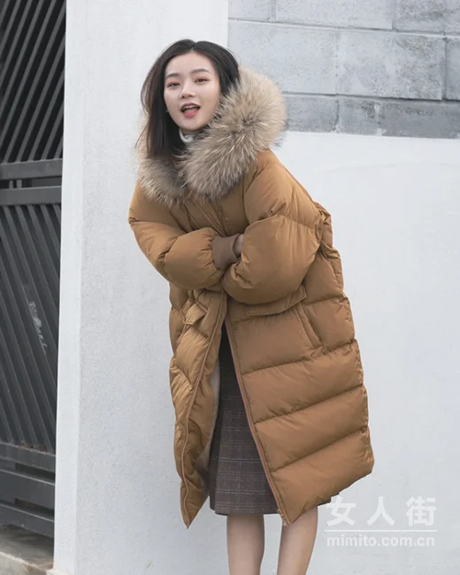 超大毛领时尚搭配,应对冷空气降温天