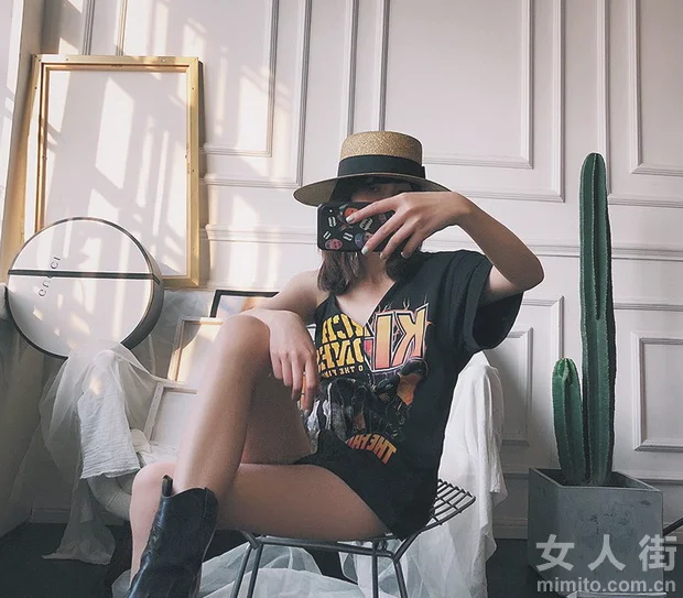 今夏流行指南，欧美风T恤的百变风格