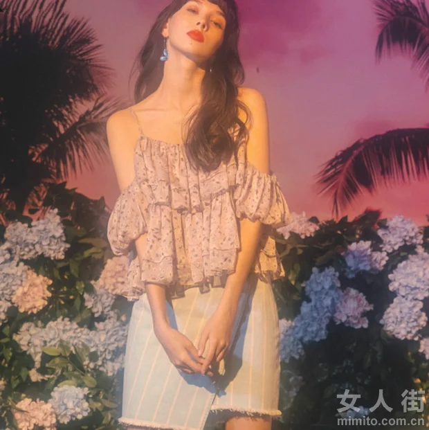 炎炎夏日少女风，雪纺衬衫带来凉意