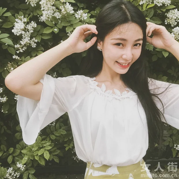 炎炎夏日少女风，雪纺衬衫带来凉意