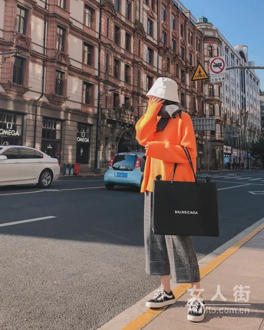 针织衫时髦起来，卫衣都要靠边站