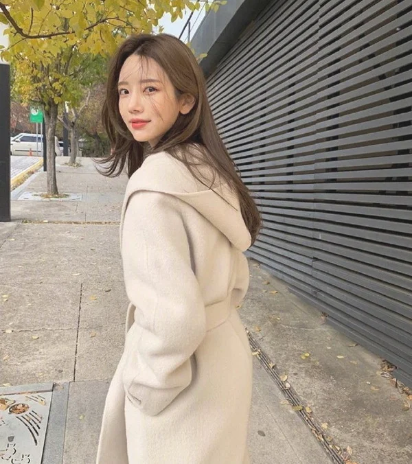 00后女生的温柔气质日常穿搭