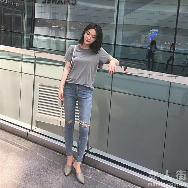 脖子以下全是腿 夏日“裤”girl穿搭示范